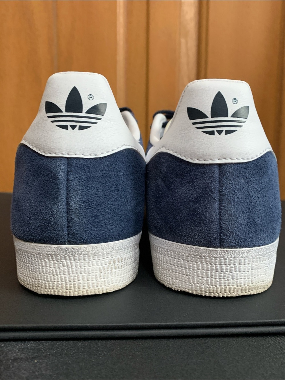 Adidas Gazelle navy blue and white shoes size 6 - Picture 5 of 9